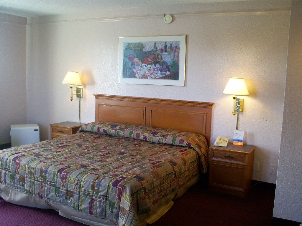 Bhagat Hotels Stone Mountain Atlanta BW Signature Collection 터커 객실 사진
